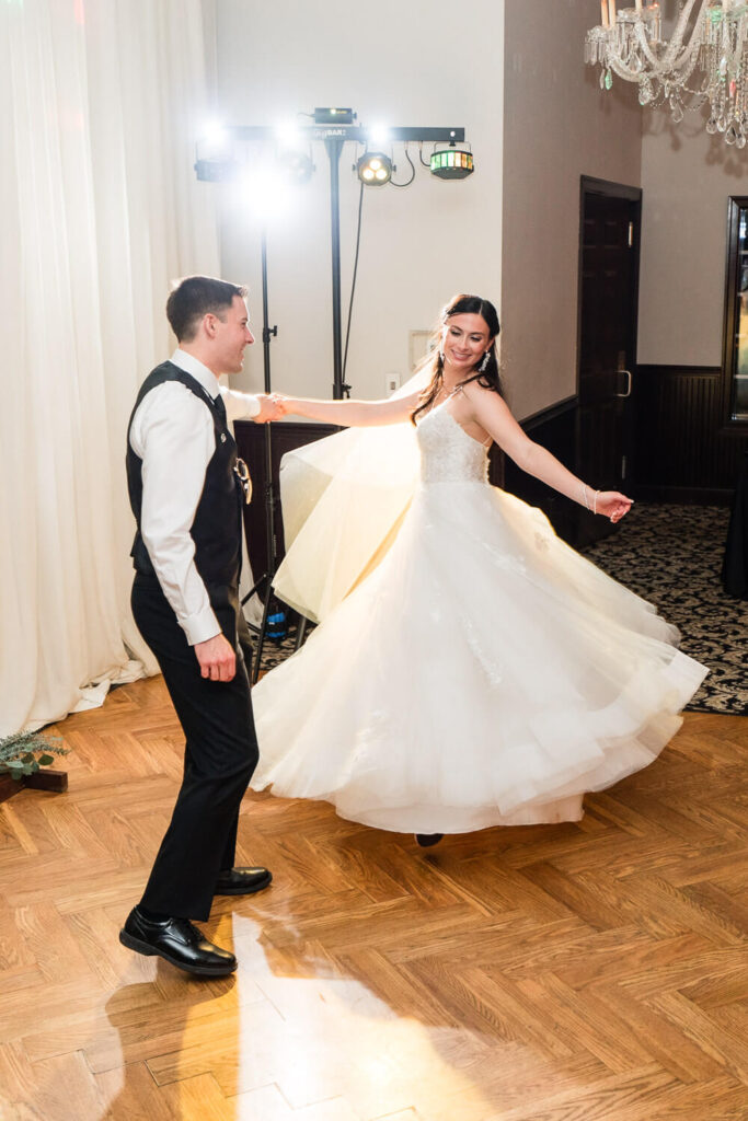 Portland Winter Wedding at Gray Gables Estate