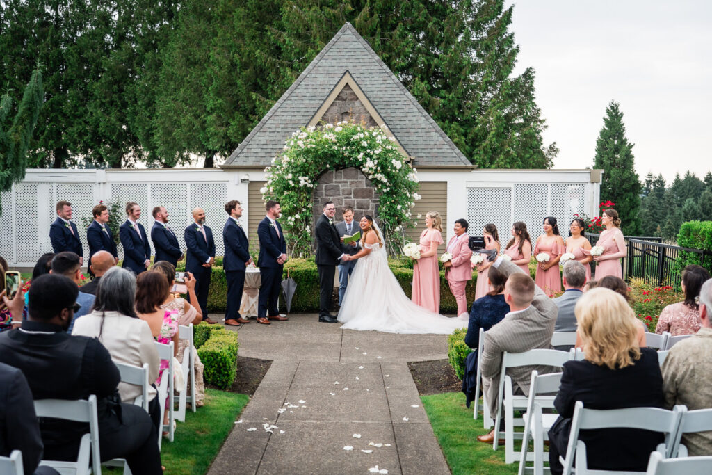 Oregon Golf Club wedding ceremony rose garden